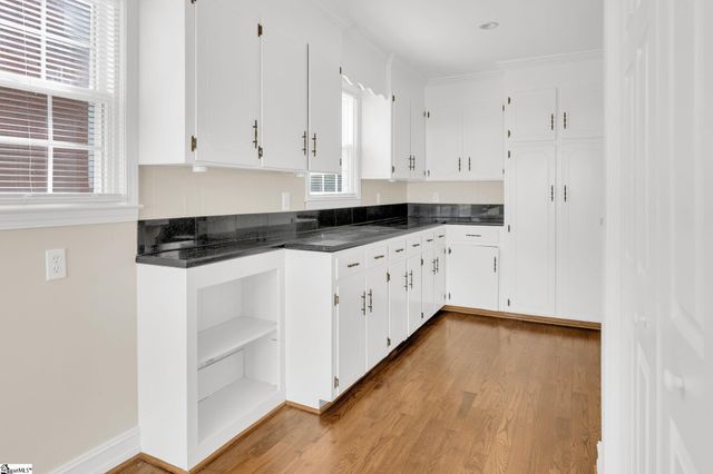 21 Fore Avenue, Greenville, SC 29607