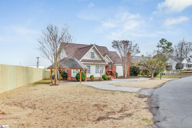 21 Fore Avenue, Greenville, SC 29607