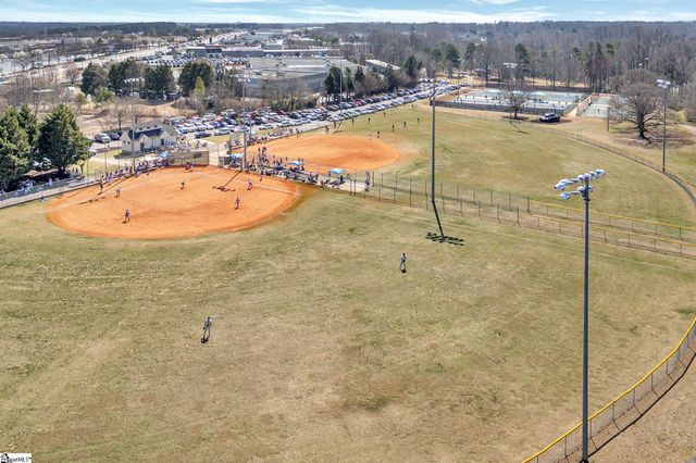 21 Fore Avenue, Greenville, SC 29607