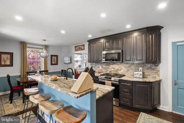 403 WALNUT HILL LN, Havertown, PA 19083