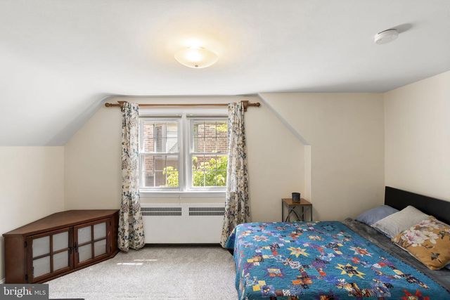 403 WALNUT HILL LN, Havertown, PA 19083