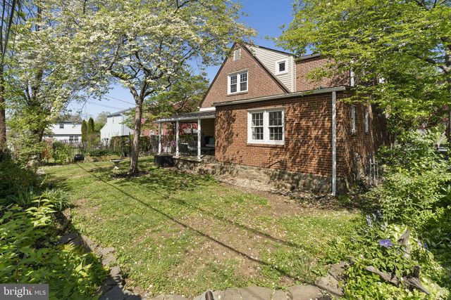 403 WALNUT HILL LN, Havertown, PA 19083