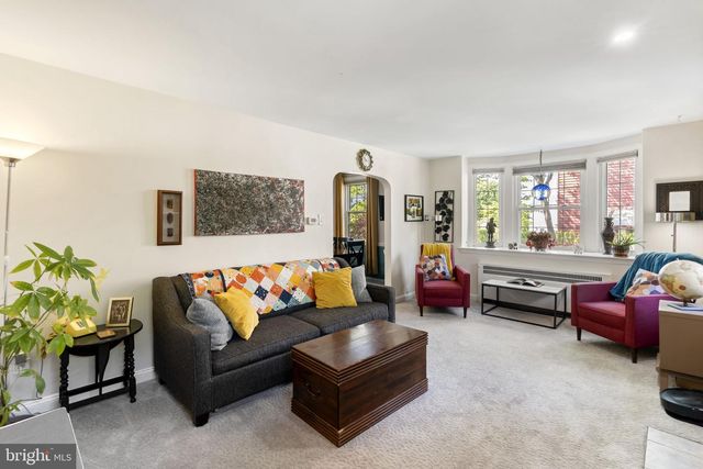 403 WALNUT HILL LN, Havertown, PA 19083