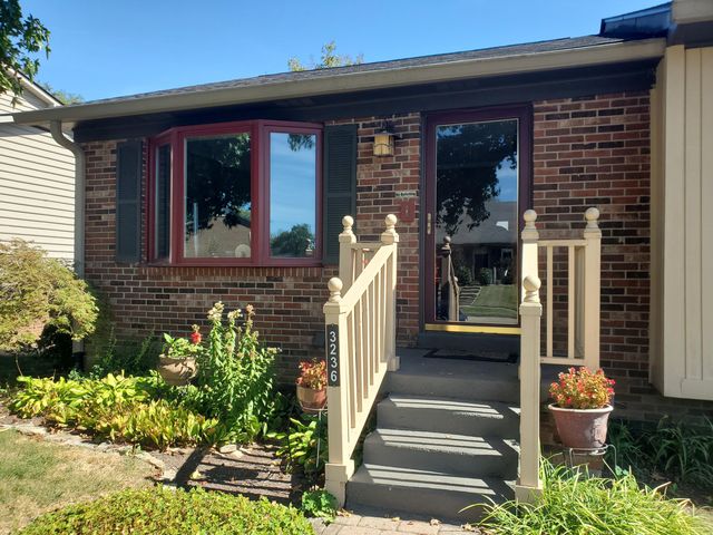 3236 Hunters Point Drive, Lexington, KY 40515