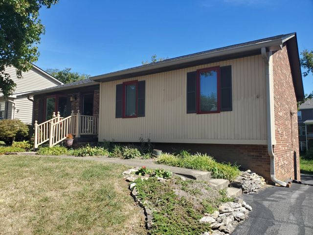 3236 Hunters Point Drive, Lexington, KY 40515
