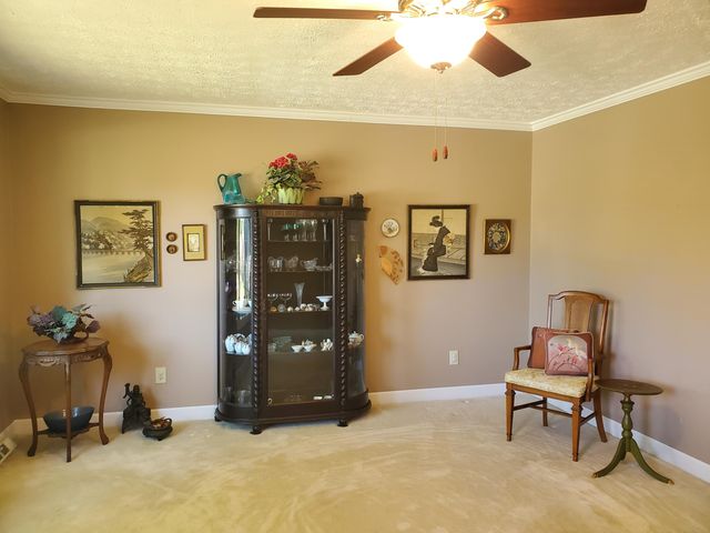 3236 Hunters Point Drive, Lexington, KY 40515
