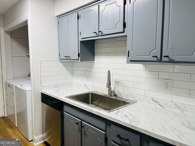 54 Le Parc Fontaine, Lithonia, GA 30038
