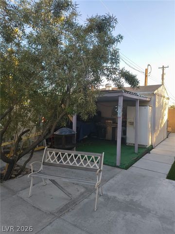 6023 Great Smoky Avenue, Las Vegas, NV 89156