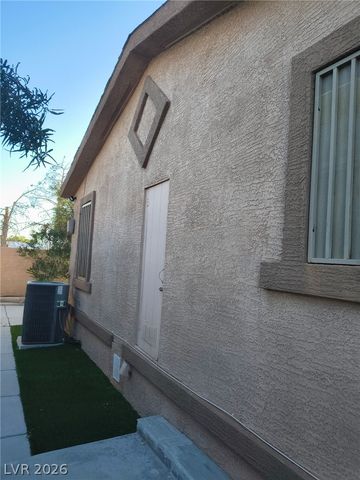 6023 Great Smoky Avenue, Las Vegas, NV 89156
