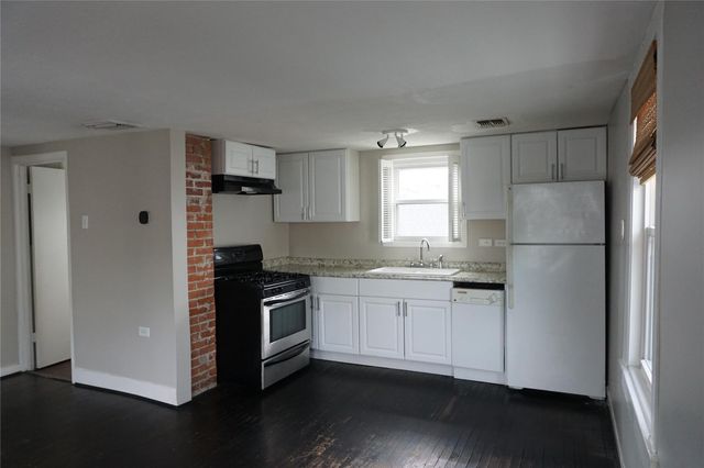 1906 Ridgewood Street Garage, Houston, TX 77006