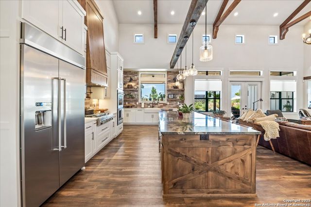 317 Farmstead, Seguin, TX 78155