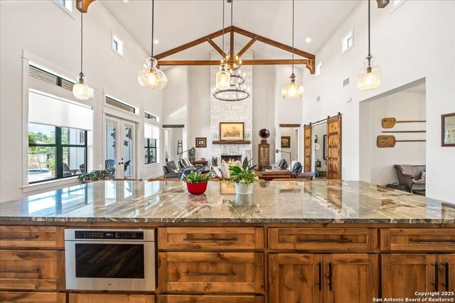 317 Farmstead, Seguin, TX 78155