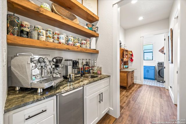 317 Farmstead, Seguin, TX 78155