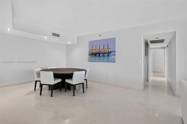 400 Alton Road 706, Miami Beach, FL 33139