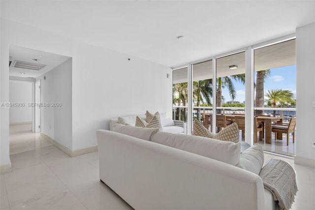 400 Alton Road 706, Miami Beach, FL 33139