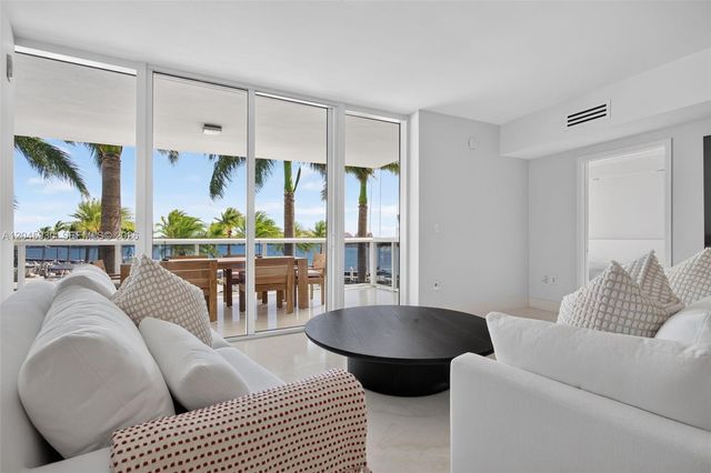 400 Alton Road 706, Miami Beach, FL 33139