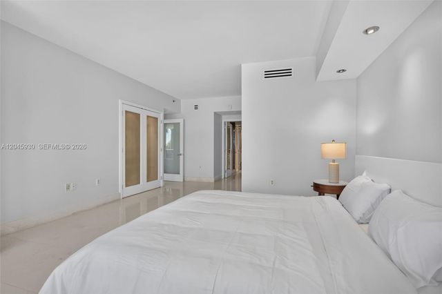 400 Alton Road 706, Miami Beach, FL 33139