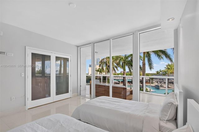 400 Alton Road 706, Miami Beach, FL 33139