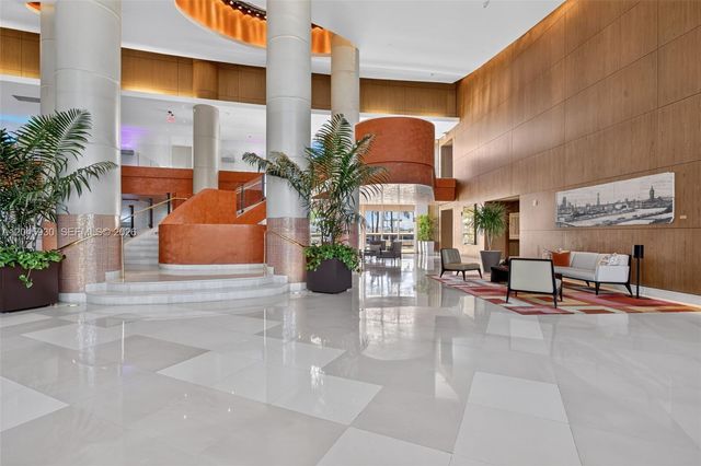400 Alton Road 706, Miami Beach, FL 33139