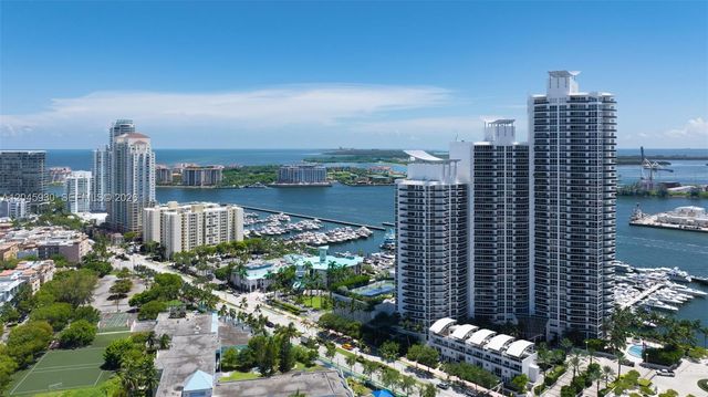 400 Alton Road 706, Miami Beach, FL 33139