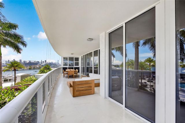 400 Alton Road 706, Miami Beach, FL 33139