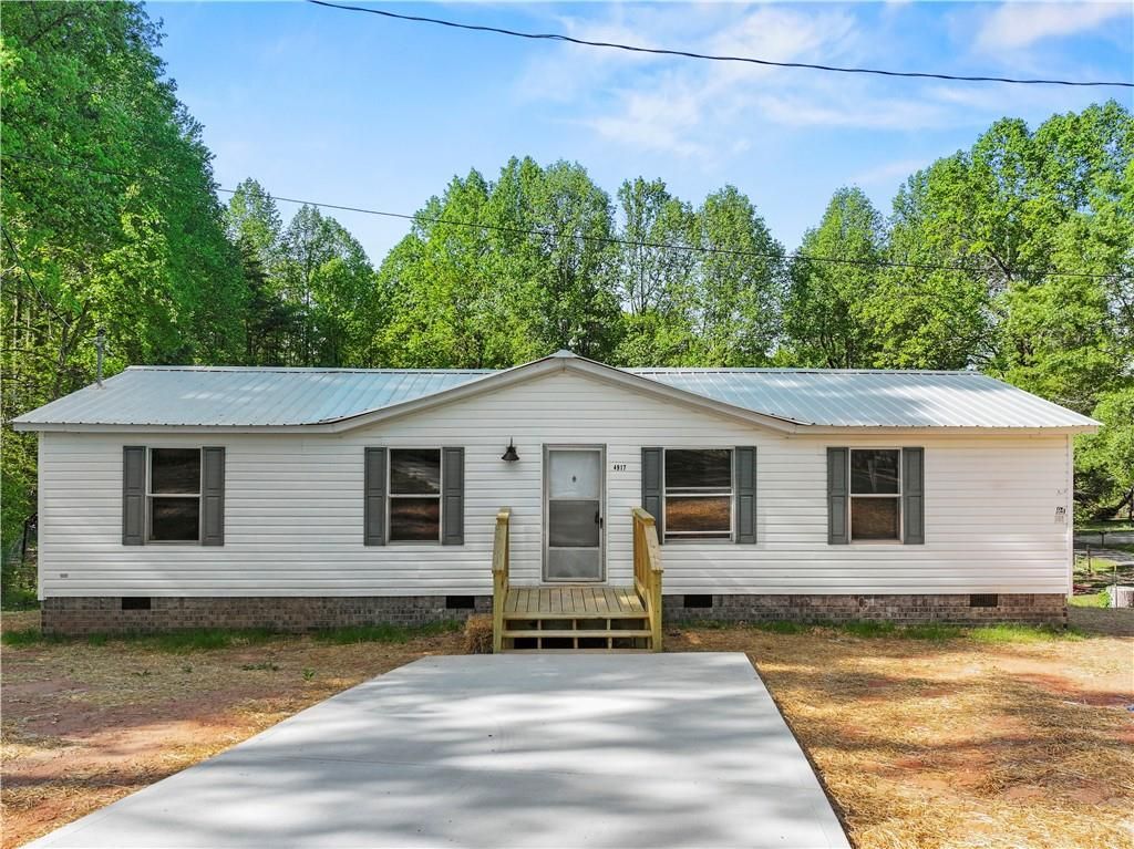 4917 Gilstrap Circle, Gainesville, GA 30506