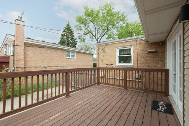 15330 Ingleside Avenue, South Holland, IL 60473
