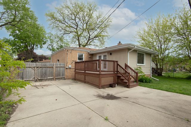 15330 Ingleside Avenue, South Holland, IL 60473