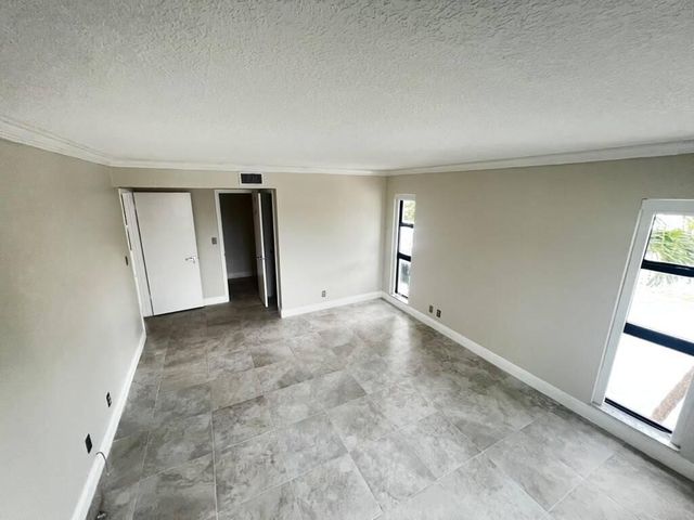 3200 N OCEAN Drive 206, Hollywood, FL 33019
