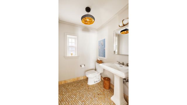 13 COMMERCE Street, New York City, NY 10014