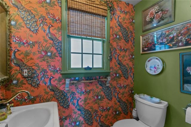 1220 Hope Street, Bristol, RI 02809