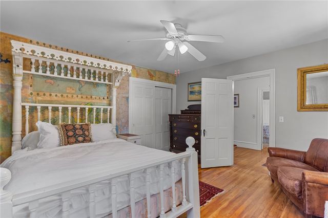 1220 Hope Street, Bristol, RI 02809