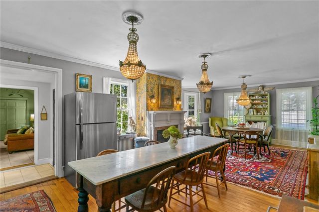 1220 Hope Street, Bristol, RI 02809