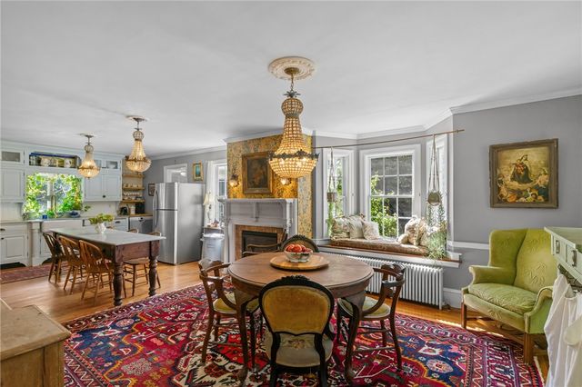 1220 Hope Street, Bristol, RI 02809