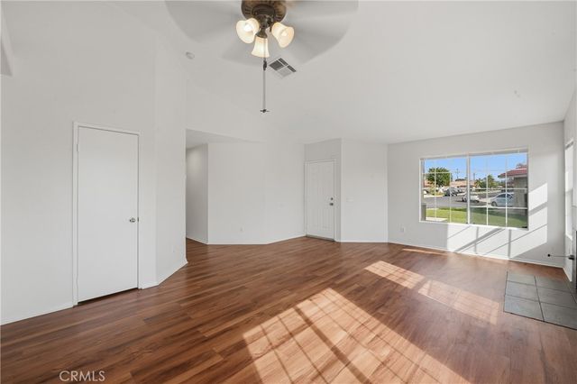 9150 Senna Court, Fontana, CA 92335