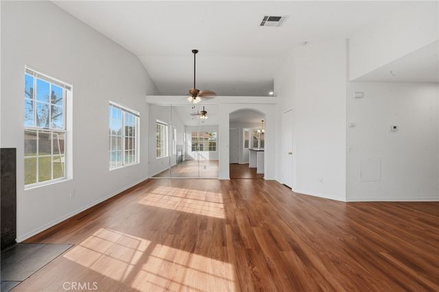 9150 Senna Court, Fontana, CA 92335