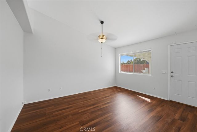 9150 Senna Court, Fontana, CA 92335