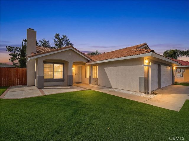 9150 Senna Court, Fontana, CA 92335