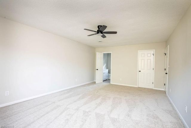 4302 Oak Hollow Drive, High Point, NC 27265