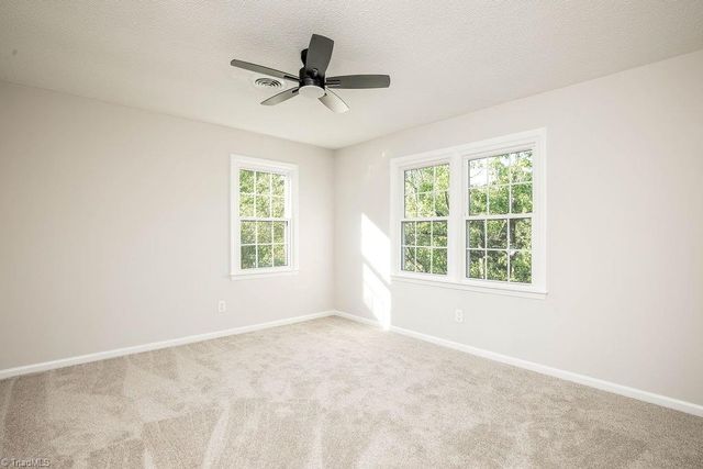4302 Oak Hollow Drive, High Point, NC 27265
