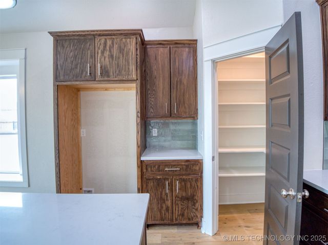 1197 Wild Indigo Circle, Calera, OK 74730