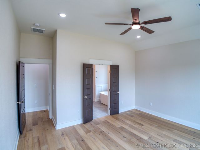 1197 Wild Indigo Circle, Calera, OK 74730