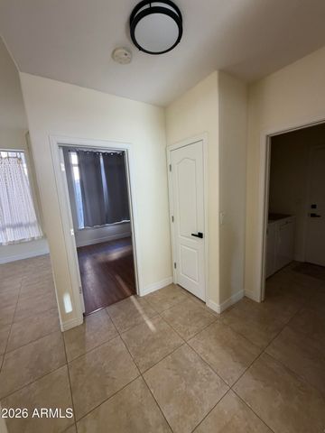 7464 E ODESSA Circle, Mesa, AZ 85207