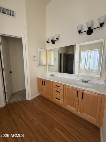 7464 E ODESSA Circle, Mesa, AZ 85207