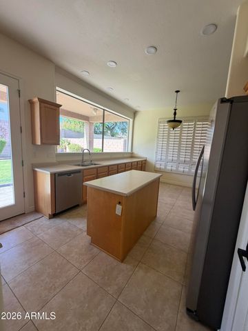 7464 E ODESSA Circle, Mesa, AZ 85207
