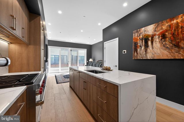 115 N 23RD ST, Philadelphia, PA 19103