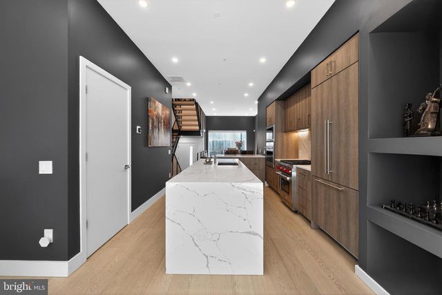 115 N 23RD ST, Philadelphia, PA 19103