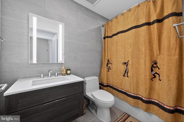 115 N 23RD ST, Philadelphia, PA 19103