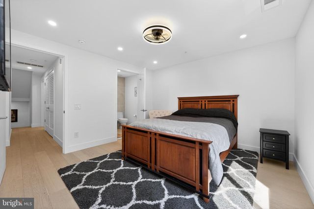 115 N 23RD ST, Philadelphia, PA 19103