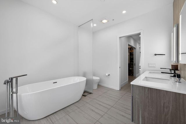 115 N 23RD ST, Philadelphia, PA 19103